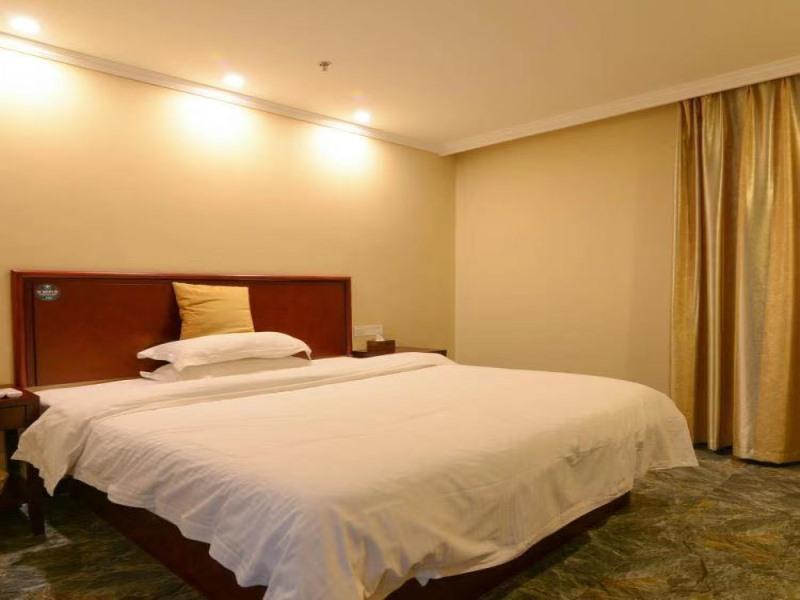 Greentree Inn Jiangsu Zhenjiang Dingmao Industrial Park Wode Square Express Hotel Экстерьер фото