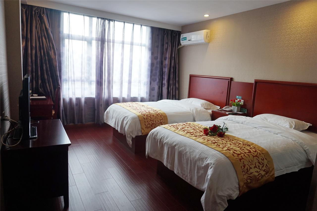 Greentree Inn Jiangsu Zhenjiang Dingmao Industrial Park Wode Square Express Hotel Экстерьер фото