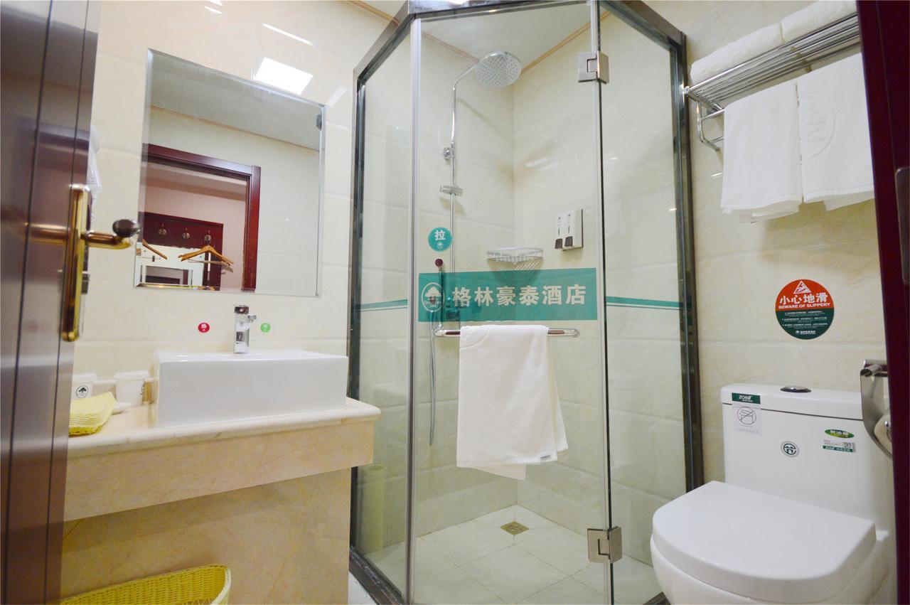 Greentree Inn Jiangsu Zhenjiang Dingmao Industrial Park Wode Square Express Hotel Экстерьер фото