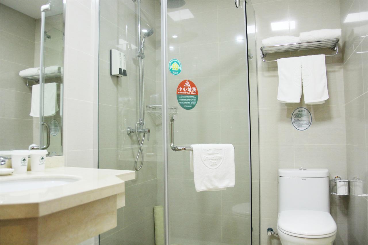 Greentree Inn Jiangsu Zhenjiang Dingmao Industrial Park Wode Square Express Hotel Экстерьер фото
